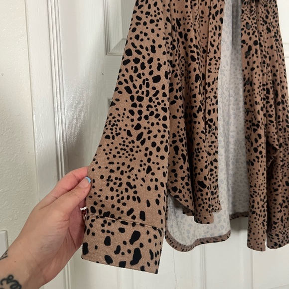 Animal print button down overshirt - Picture 2 of 2